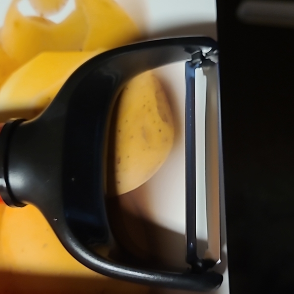 🍅KitchenAid Peeler Set - Picture 5 of 10
